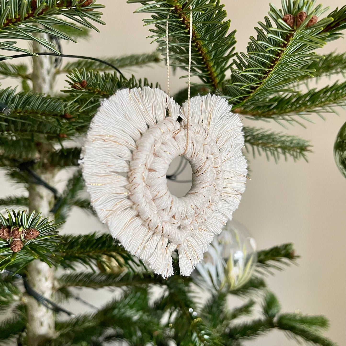 Sparkle Macrame Heart Hanging Decoration