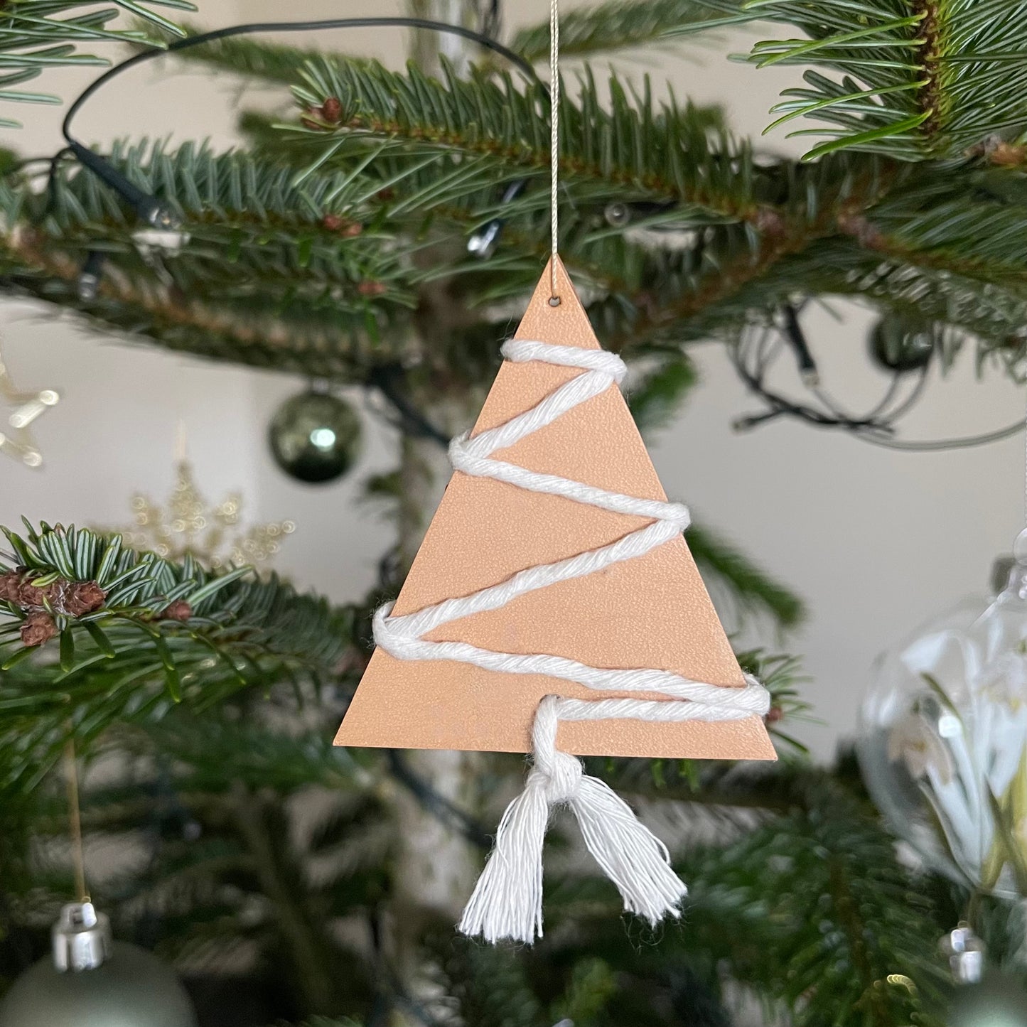 White Cord Leather Tree Hanging Decoration